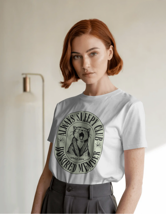Sleeply Cat Women Round T-Shirt